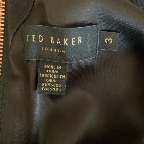 Floral halter skater dress - Picture 8 of 9